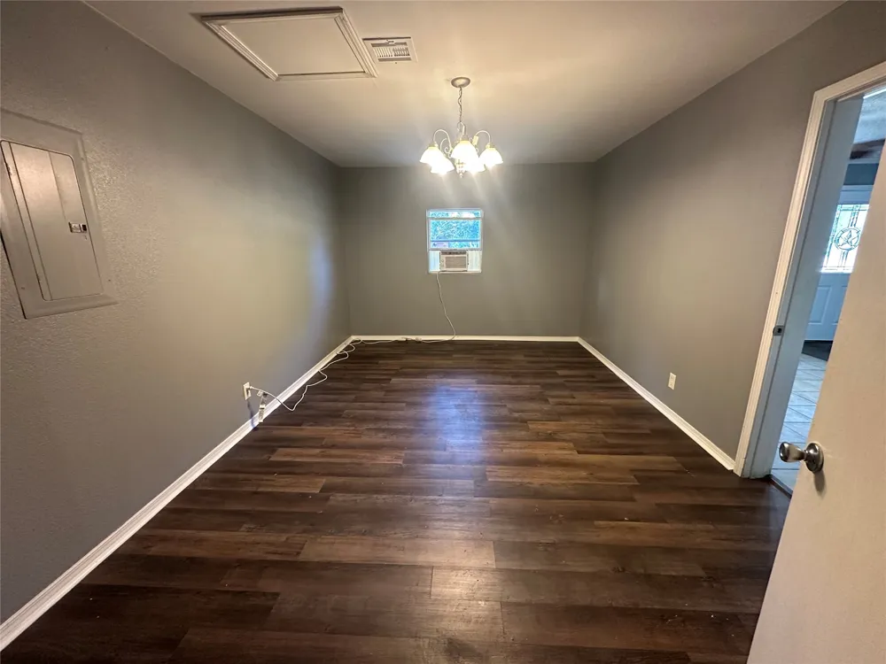413 E Leecraft Colbert, OK 74733