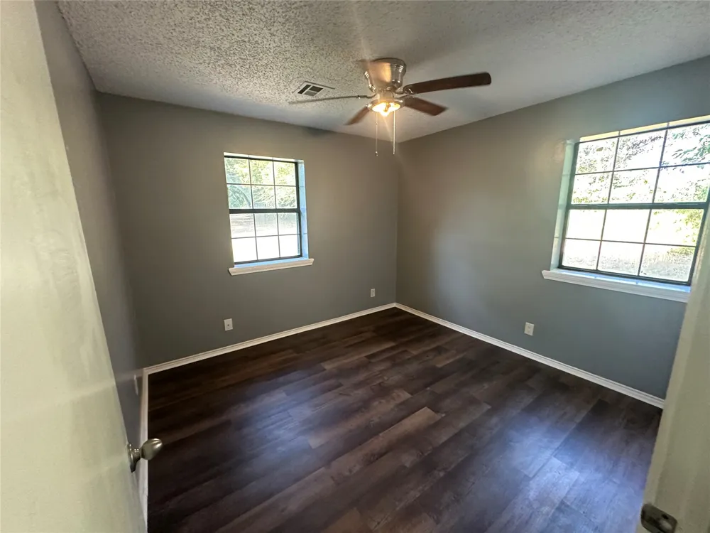 413 E Leecraft Colbert, OK 74733