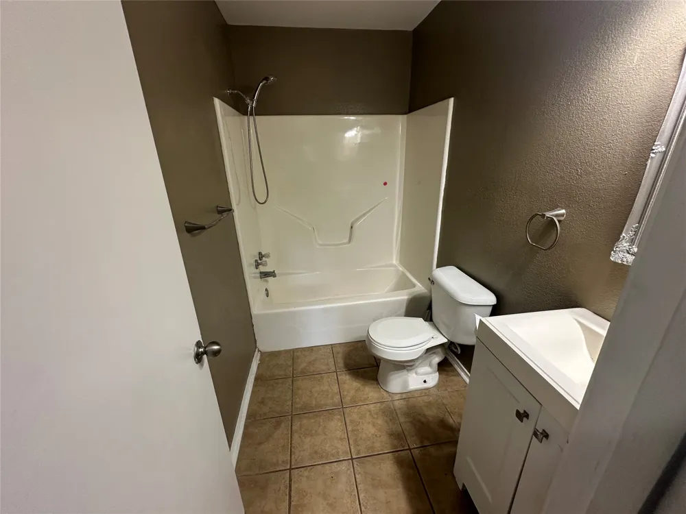 413 E Leecraft Colbert, OK 74733