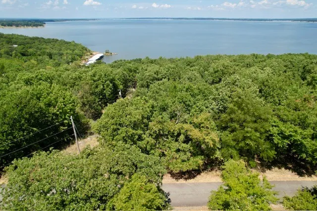 59 Marian Lane Eufaula, OK 74432
