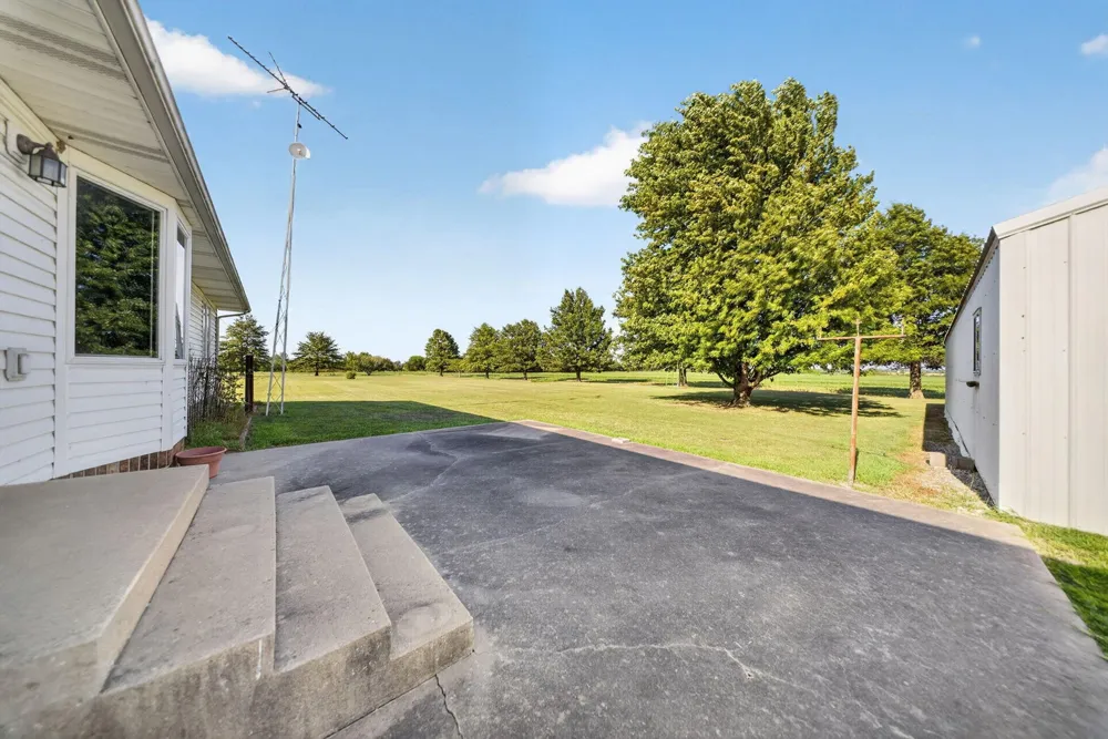 4802 Highway 2 Welch, OK 74369