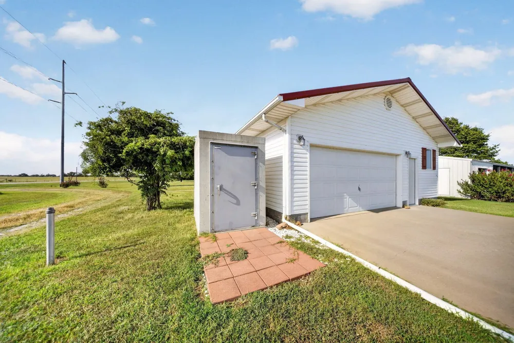 4802 Highway 2 Welch, OK 74369