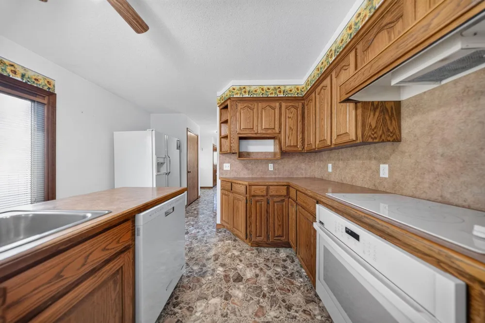 4802 Highway 2 Welch, OK 74369