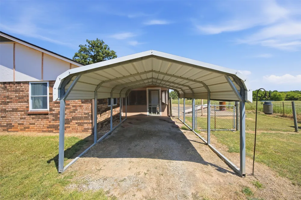 5916 S Carr Pen Atoka, OK 74525