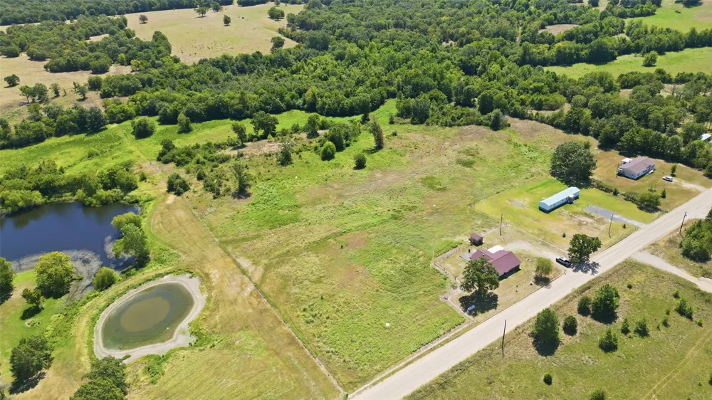 5916 S Carr Pen Atoka, OK 74525