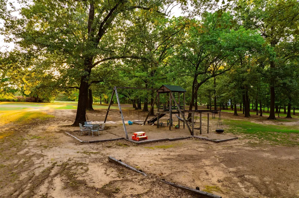 1608 Broadway Stigler, OK 74462