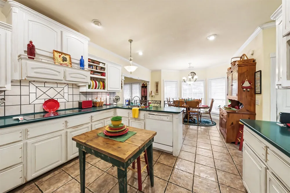 1608 Broadway Stigler, OK 74462
