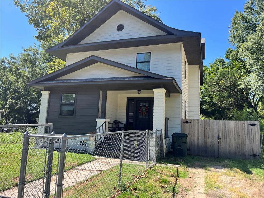623 Lawrence Street Muskogee, OK 74403