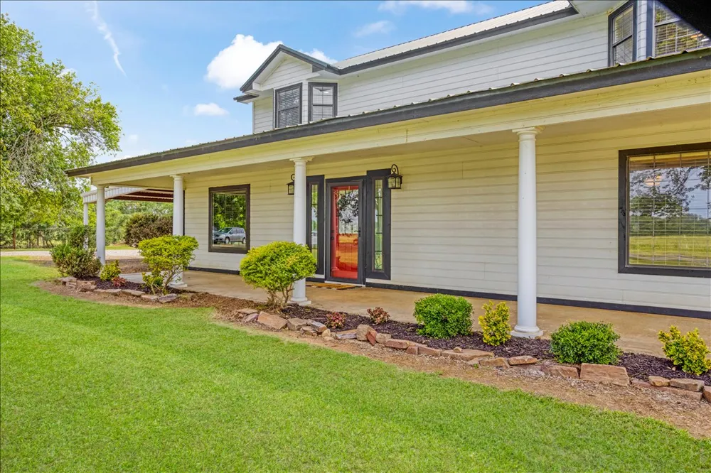 1205 4360 ROAD Fort Towson, OK 74735