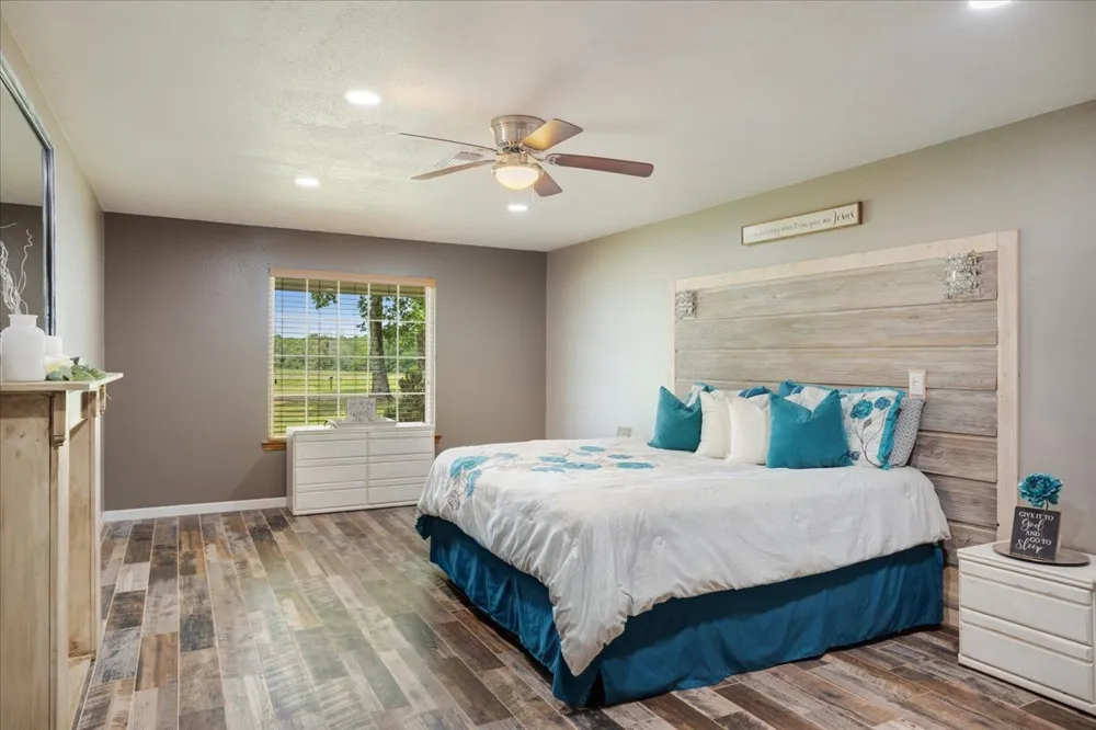 1205 4360 ROAD Fort Towson, OK 74735