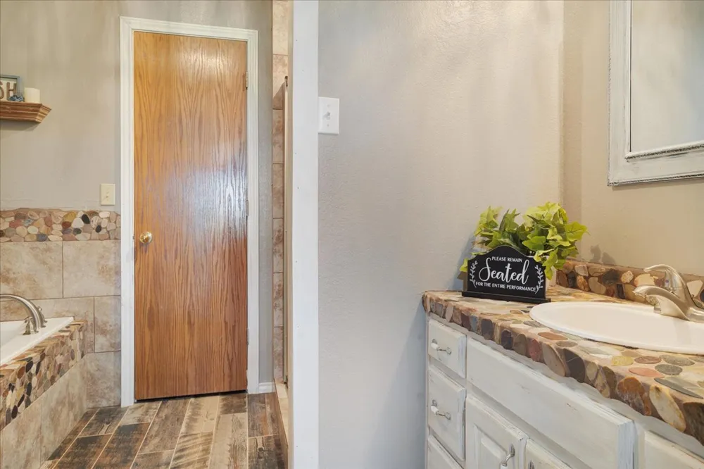 1205 4360 ROAD Fort Towson, OK 74735