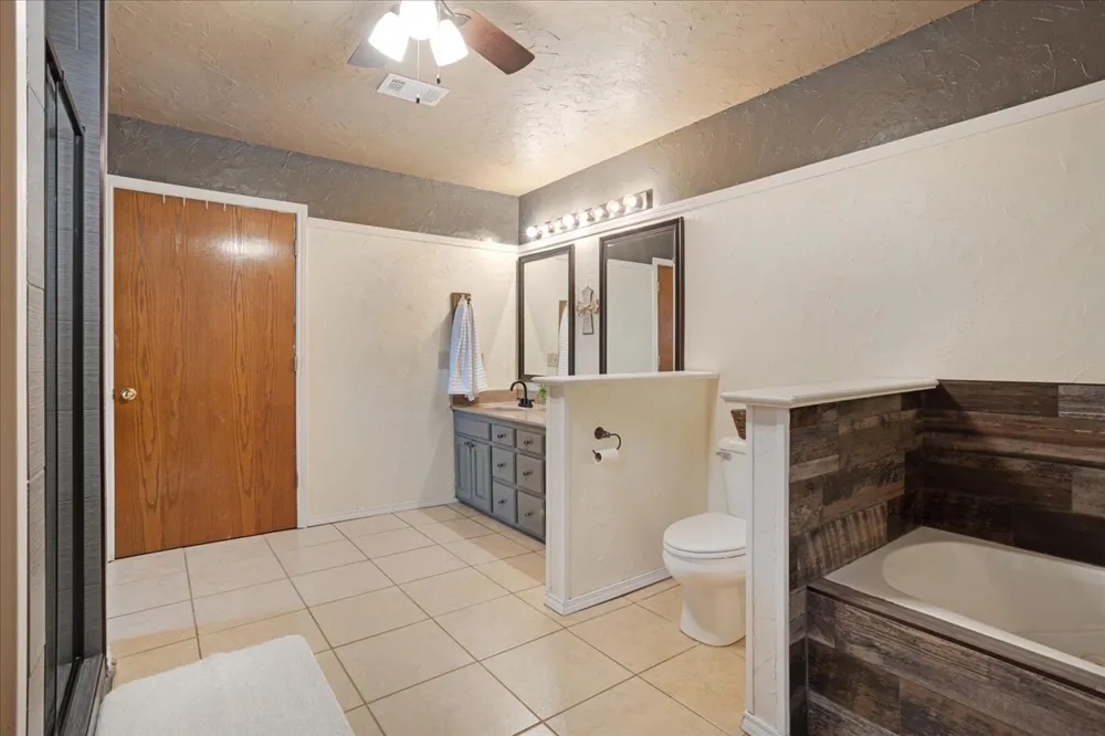 1205 4360 ROAD Fort Towson, OK 74735