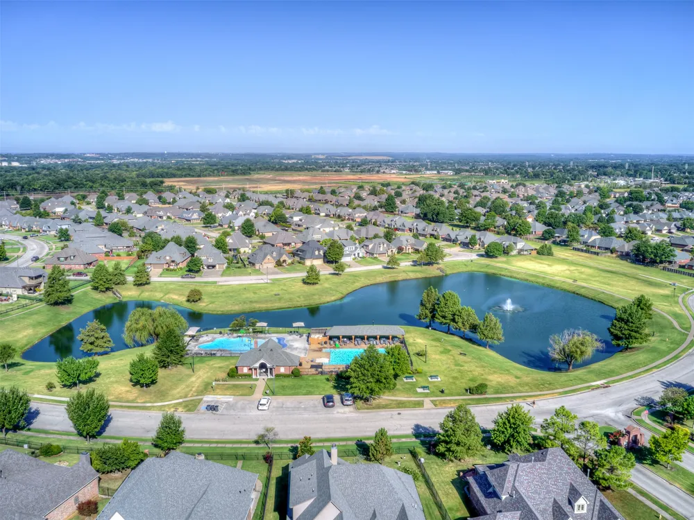 616 E 126th Street S Jenks, OK 74037