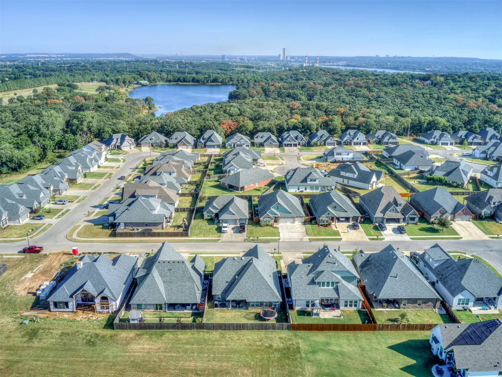 616 E 126th Street S Jenks, OK 74037