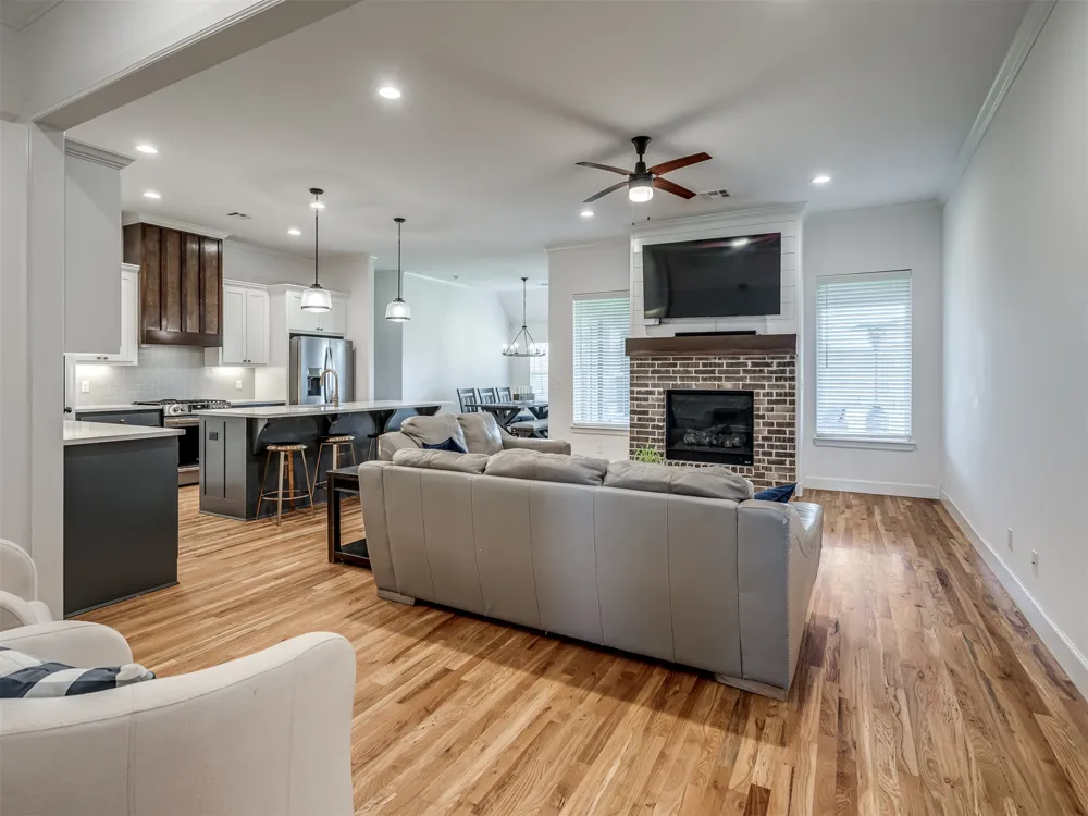 616 E 126th Street S Jenks, OK 74037