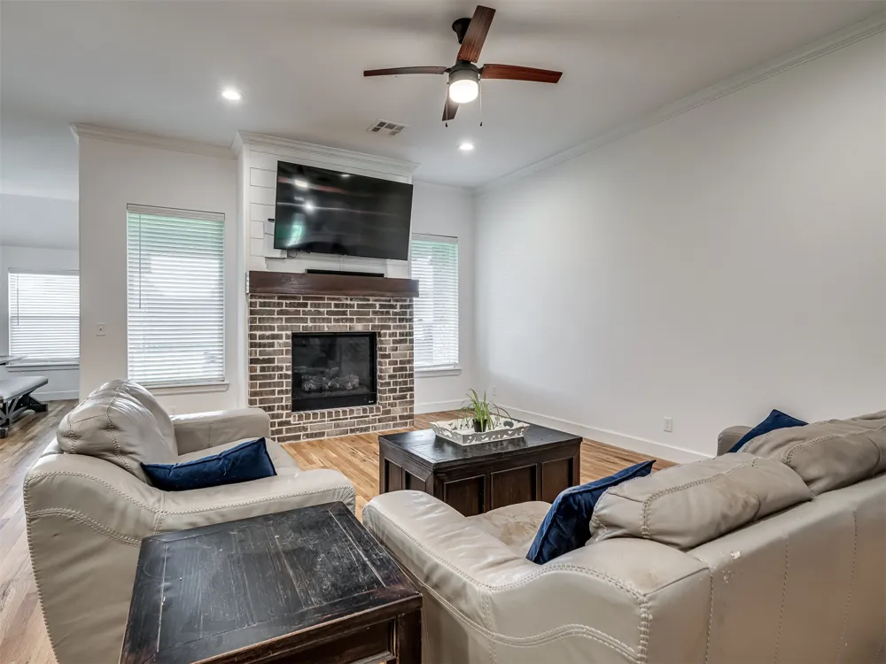 616 E 126th Street S Jenks, OK 74037