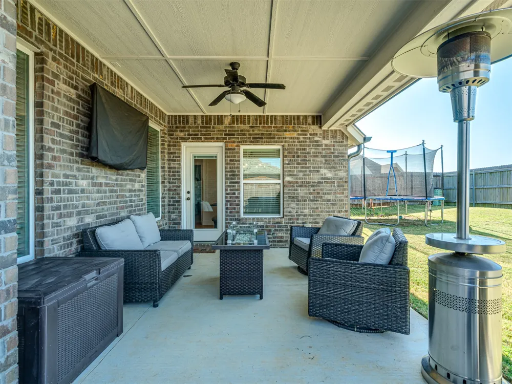 616 E 126th Street S Jenks, OK 74037