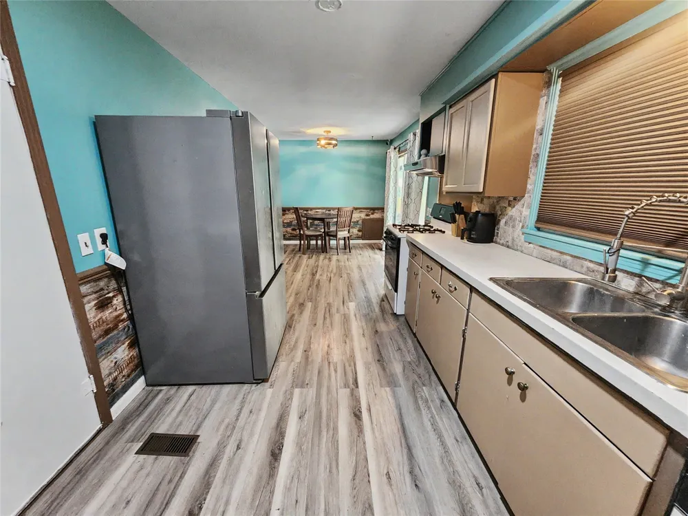 1100 S State Avenue Tahlequah, OK 74464
