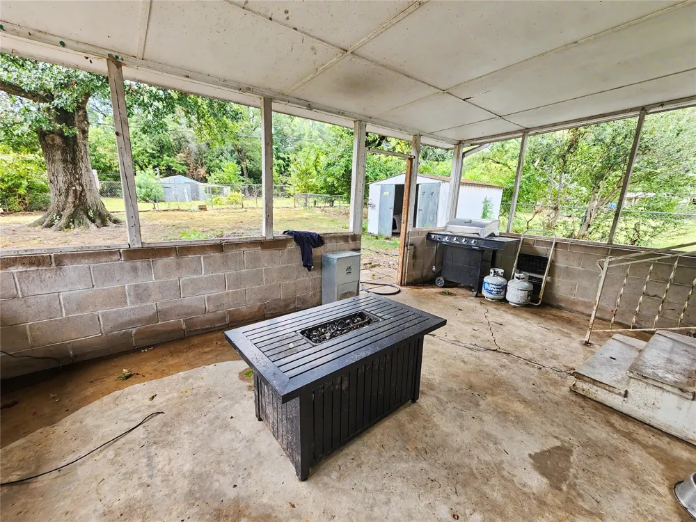 1100 S State Avenue Tahlequah, OK 74464