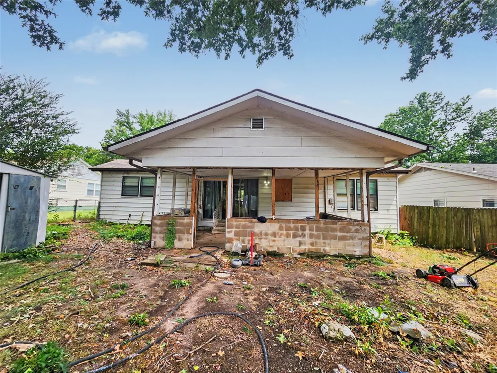1100 S State Avenue Tahlequah, OK 74464
