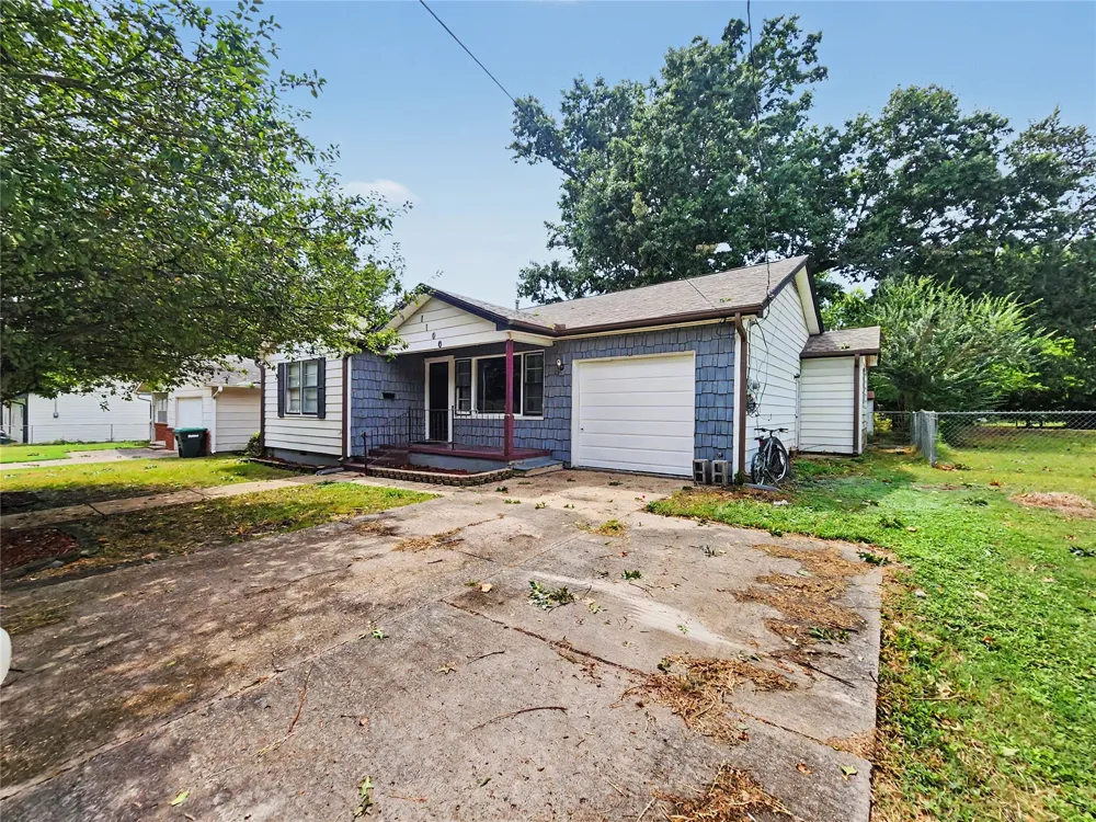 1100 S State Avenue Tahlequah, OK 74464