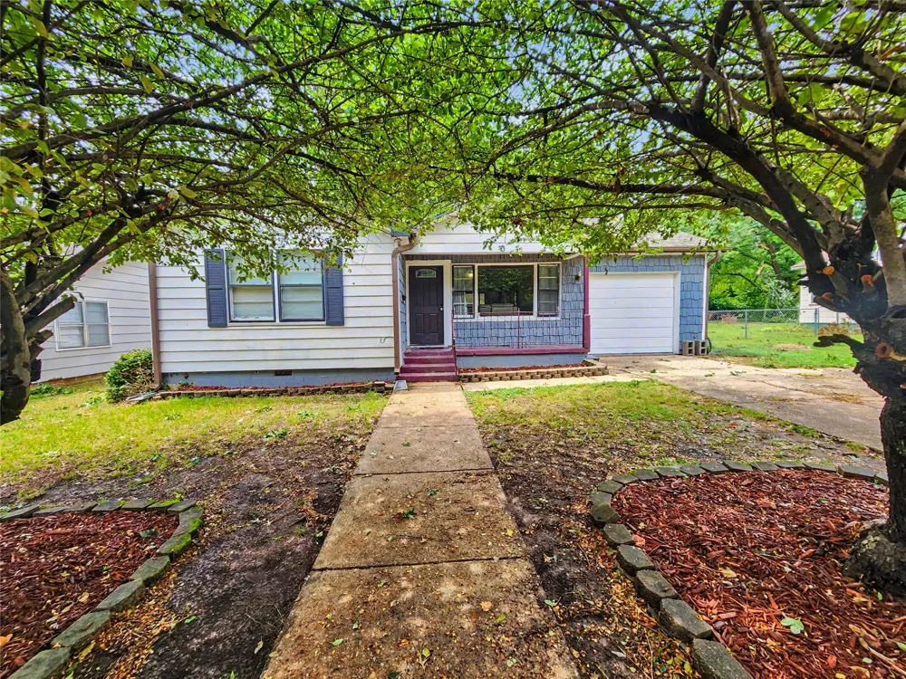 1100 S State Avenue Tahlequah, OK 74464