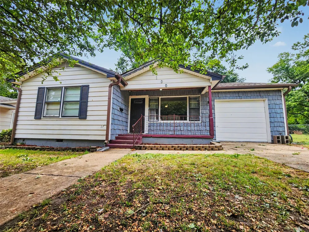 1100 S State Avenue Tahlequah, OK 74464