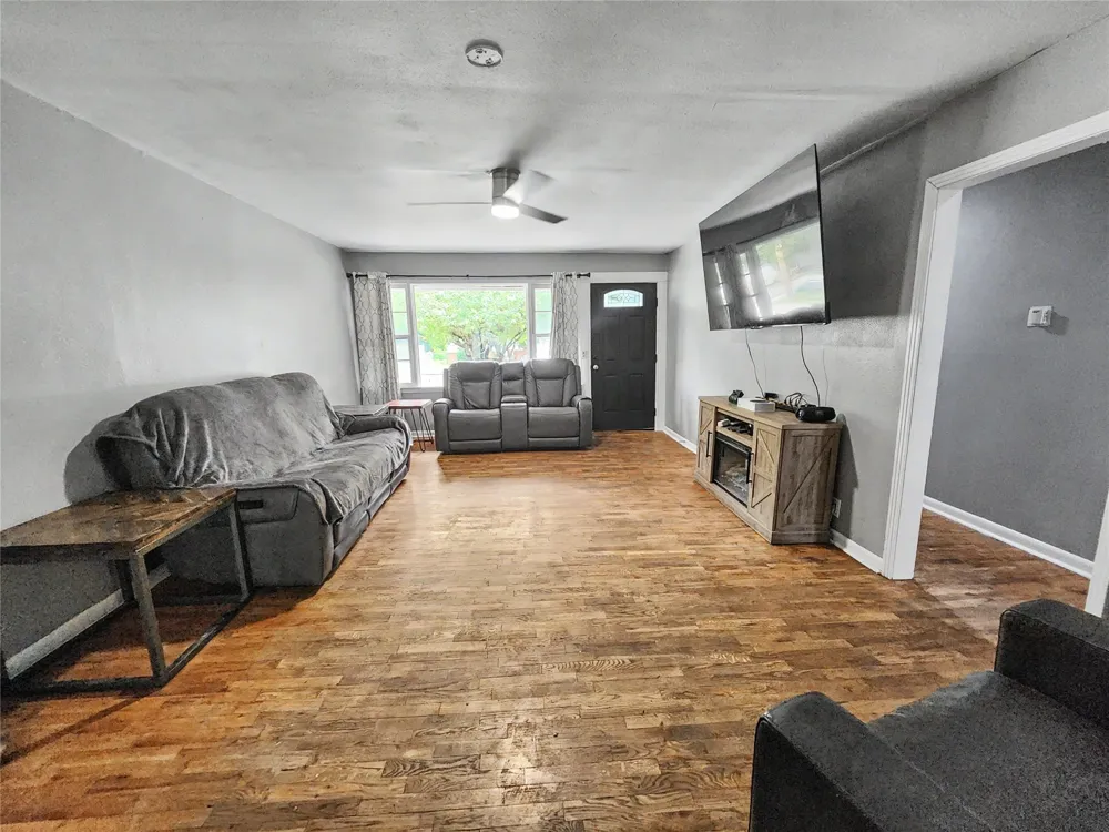 1100 S State Avenue Tahlequah, OK 74464
