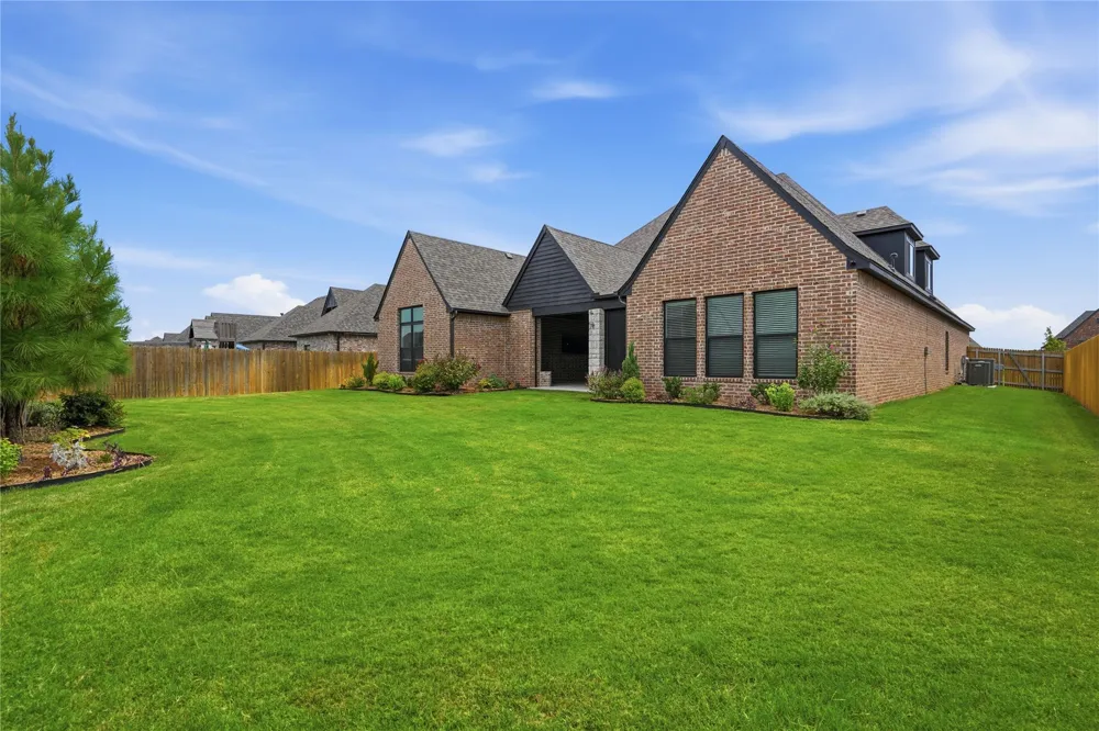 5911 E 128th Street S Bixby, OK 74008
