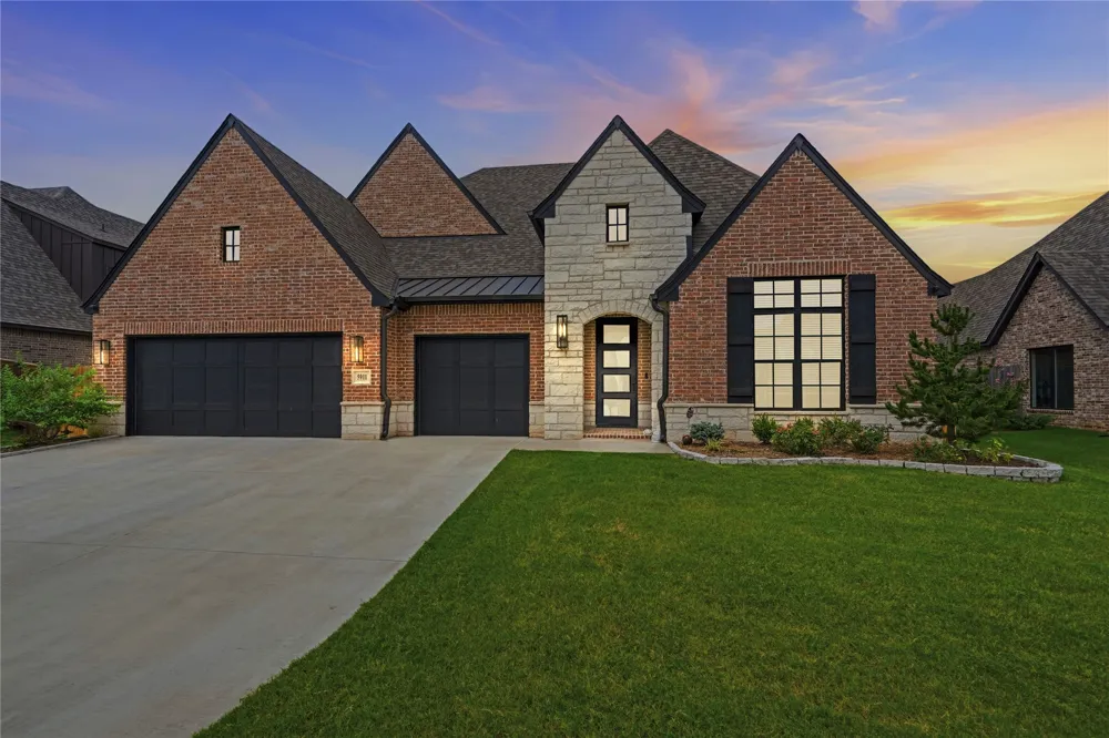 5911 E 128th Street S Bixby, OK 74008