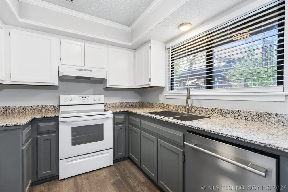 1216 S 111th EastAvenue #43 Tulsa, OK 74128