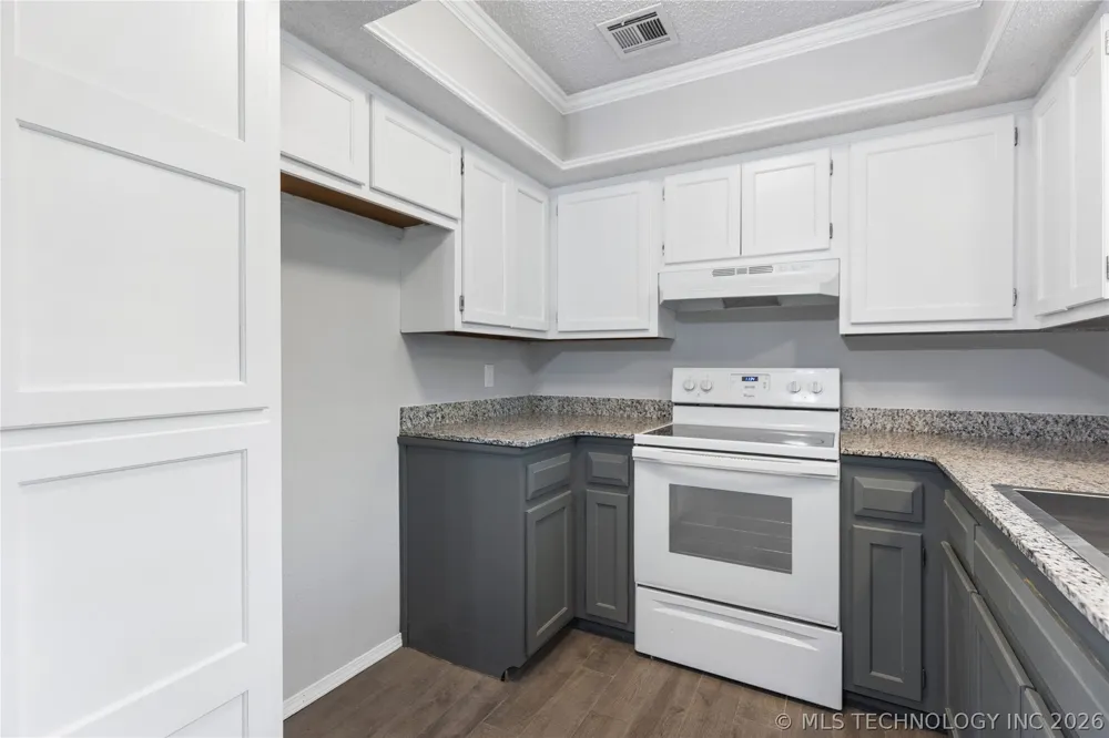 1216 S 111th EastAvenue #43 Tulsa, OK 74128