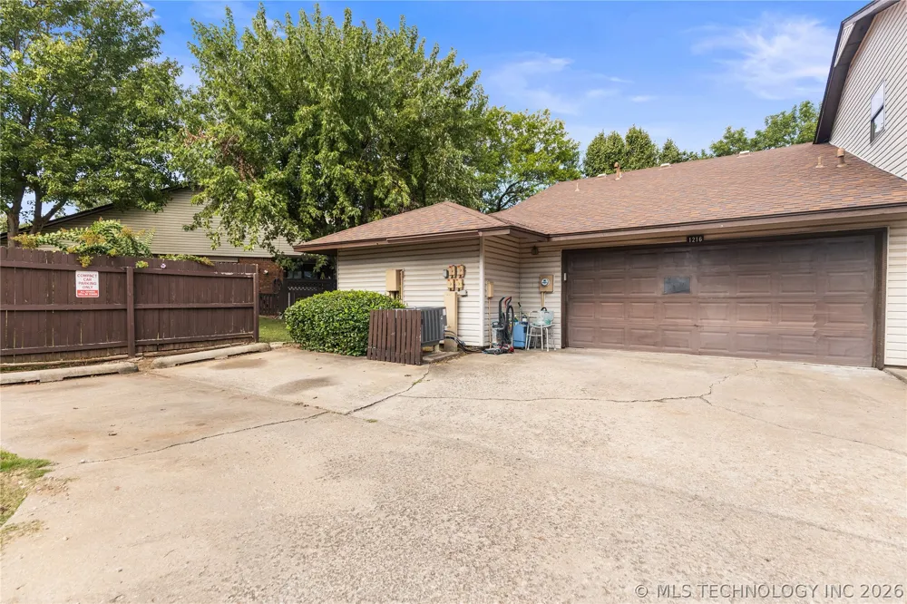 1216 S 111th EastAvenue #43 Tulsa, OK 74128