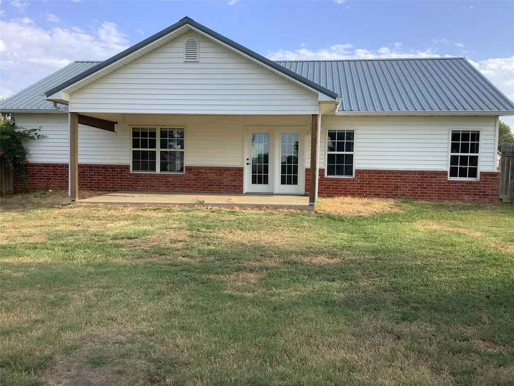 983 W 462 Pryor, OK 74361