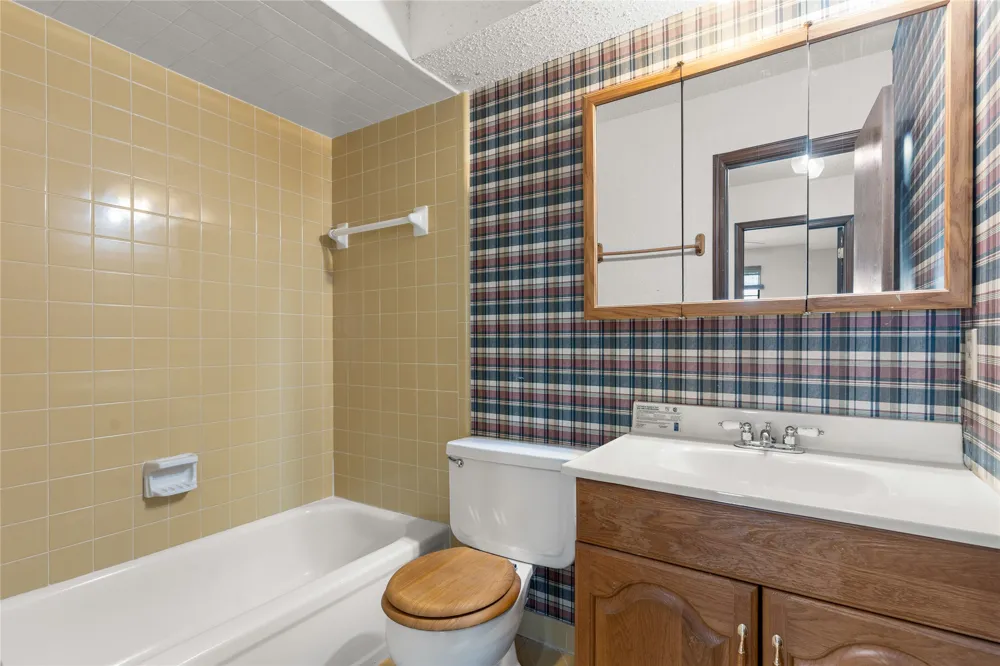 7435 S Winston Place #602 Tulsa, OK 74136