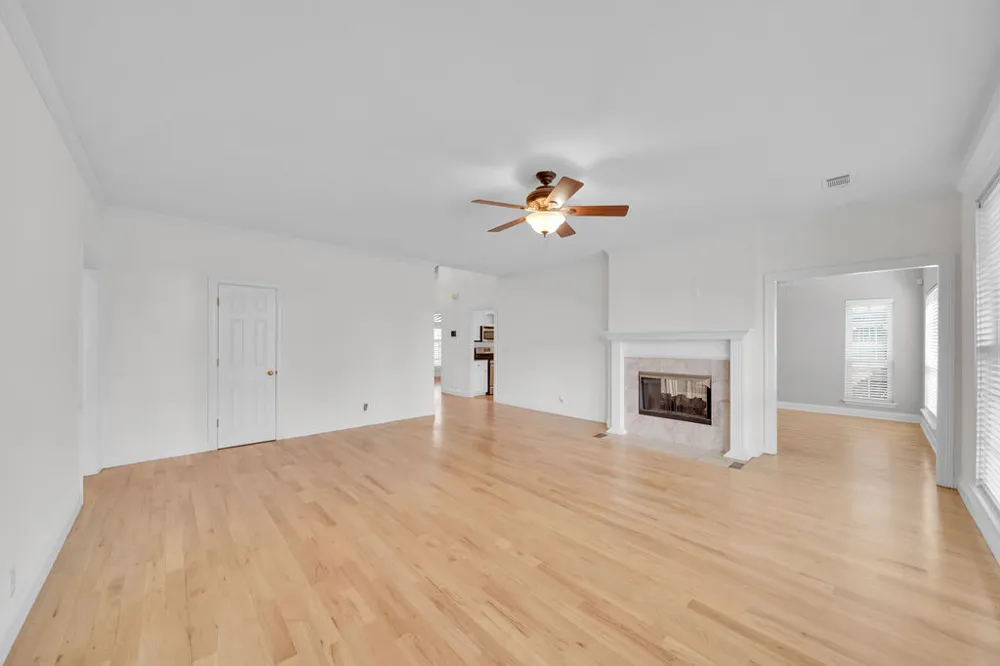 10304 E 90th Street Owasso, OK 74055