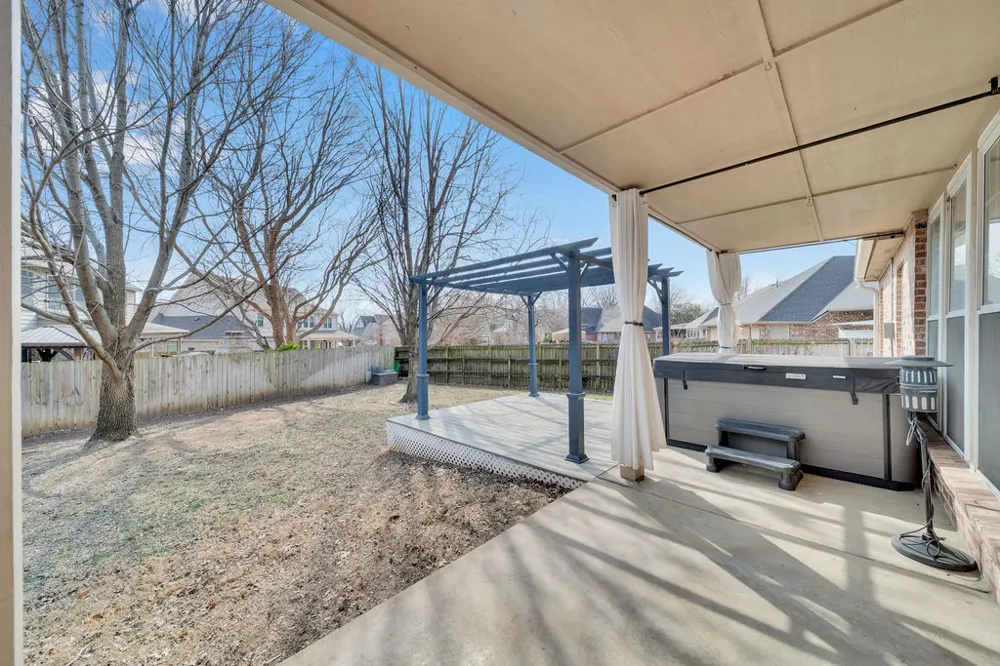 10304 E 90th Street Owasso, OK 74055