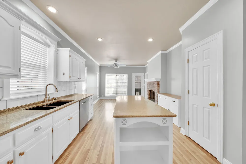10304 E 90th Street Owasso, OK 74055