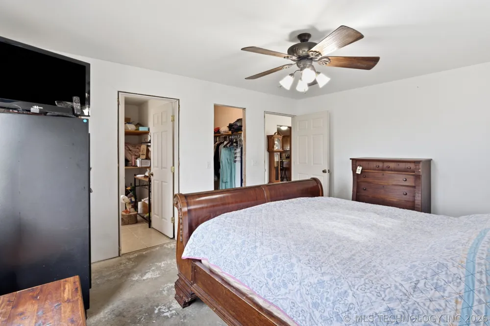 68741 S 225 ROAD Wagoner, OK 74467