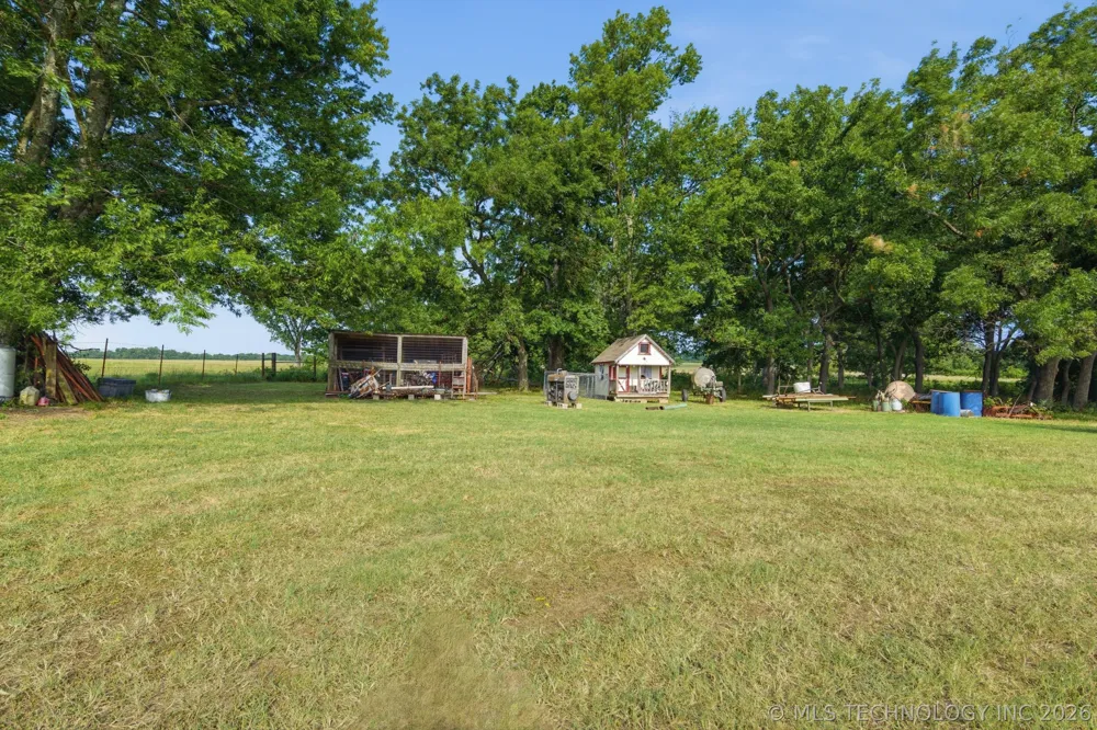 68741 S 225 ROAD Wagoner, OK 74467