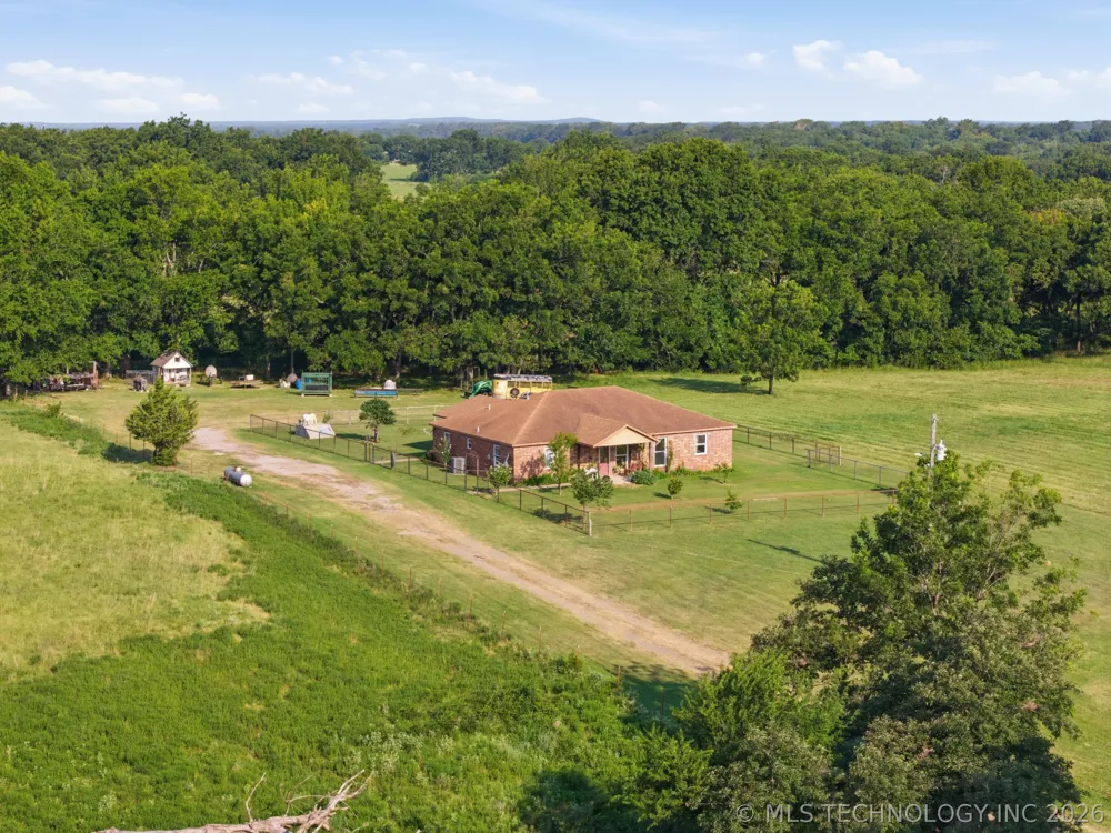 68741 S 225 ROAD Wagoner, OK 74467