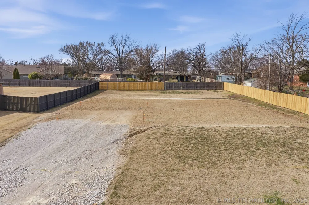 1400 Mabelle Drive Sapulpa, OK 74066