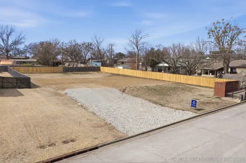 1400 Mabelle Drive