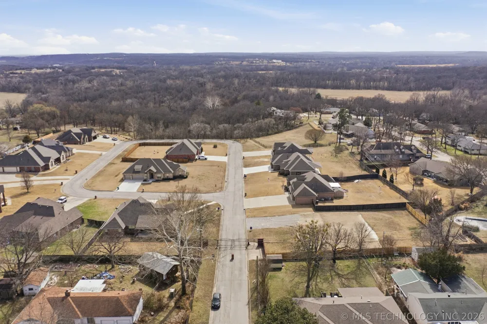 1400 Mabelle Drive Sapulpa, OK 74066