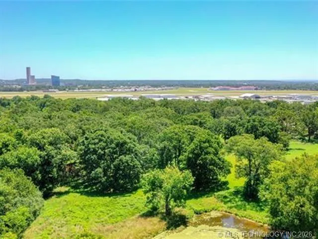 834 W 84th Street Tulsa, OK 74132