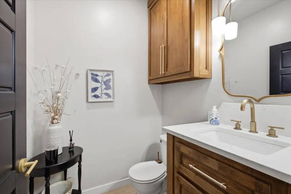 16463 County Road 3600 Ada, OK 74820