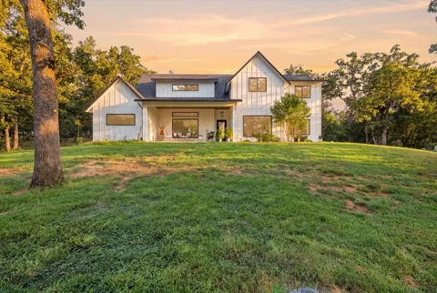 16463 County Road 3600