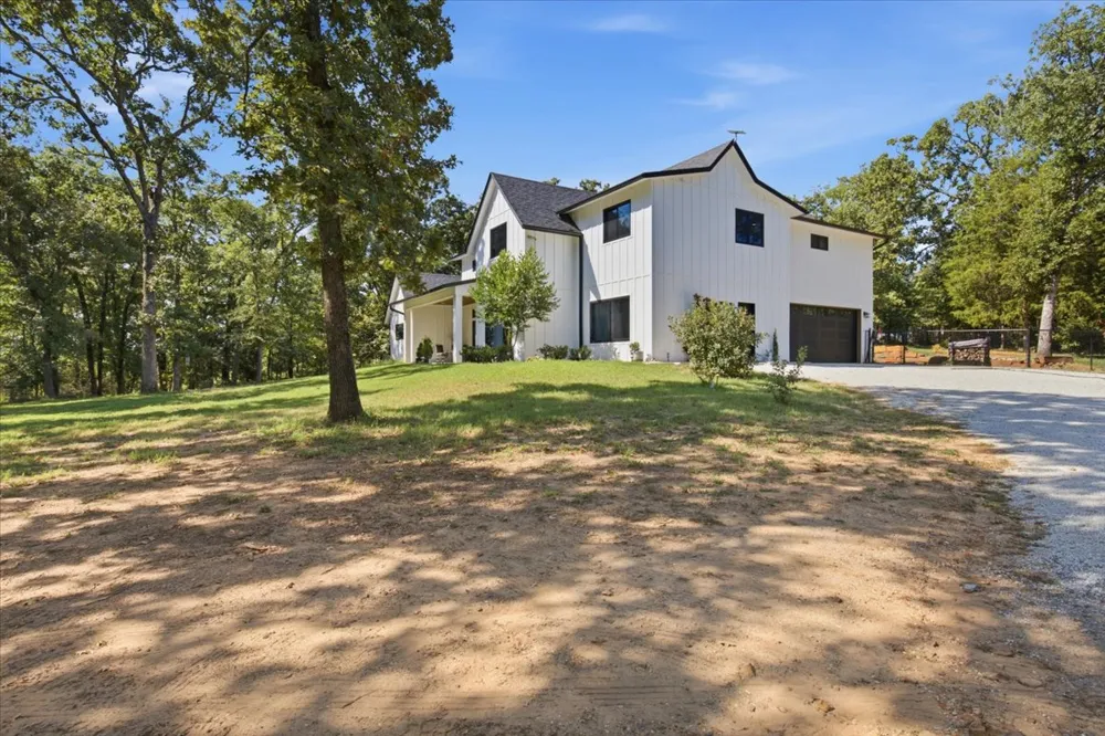 16463 County Road 3600 Ada, OK 74820