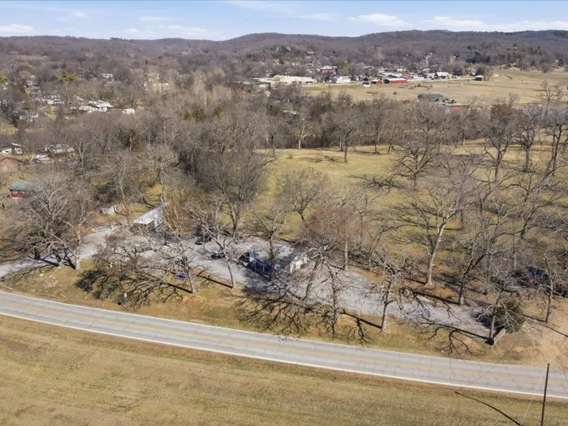 600 S Main Spavinaw, OK 74366