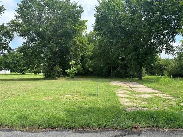 917 Martin Luther King Drive Okmulgee, OK 74447